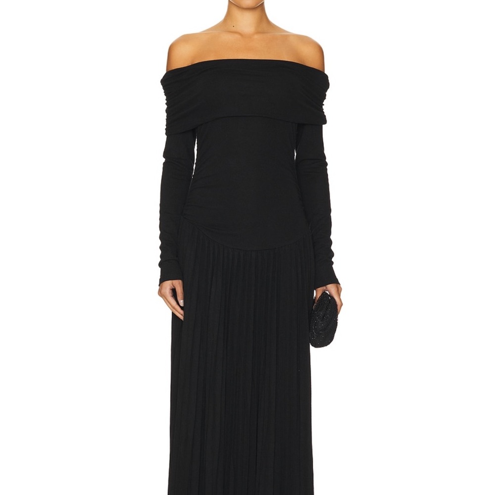 Lioness Elegant Black Off-Shoulder Dress